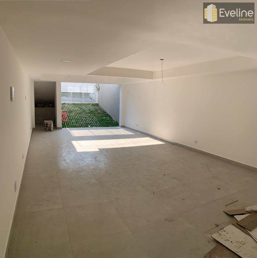 Casa à venda com 3 quartos, 220m² - Foto 14