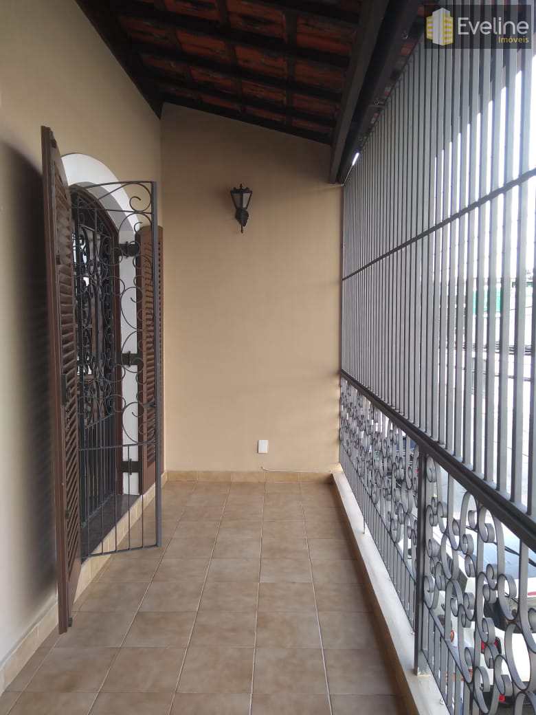 Casa à venda com 4 quartos, 211m² - Foto 22