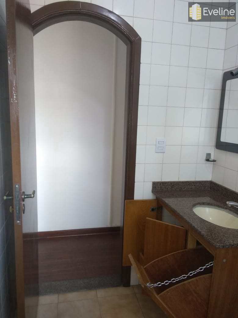 Casa à venda com 4 quartos, 211m² - Foto 30