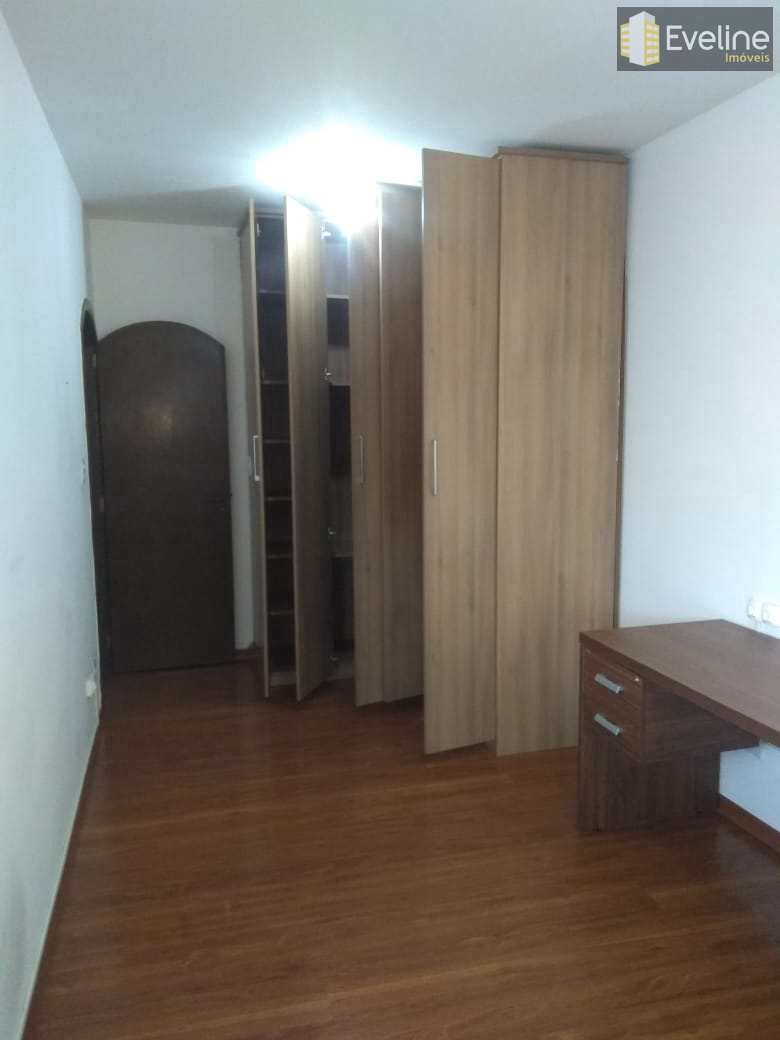 Casa à venda com 4 quartos, 211m² - Foto 13