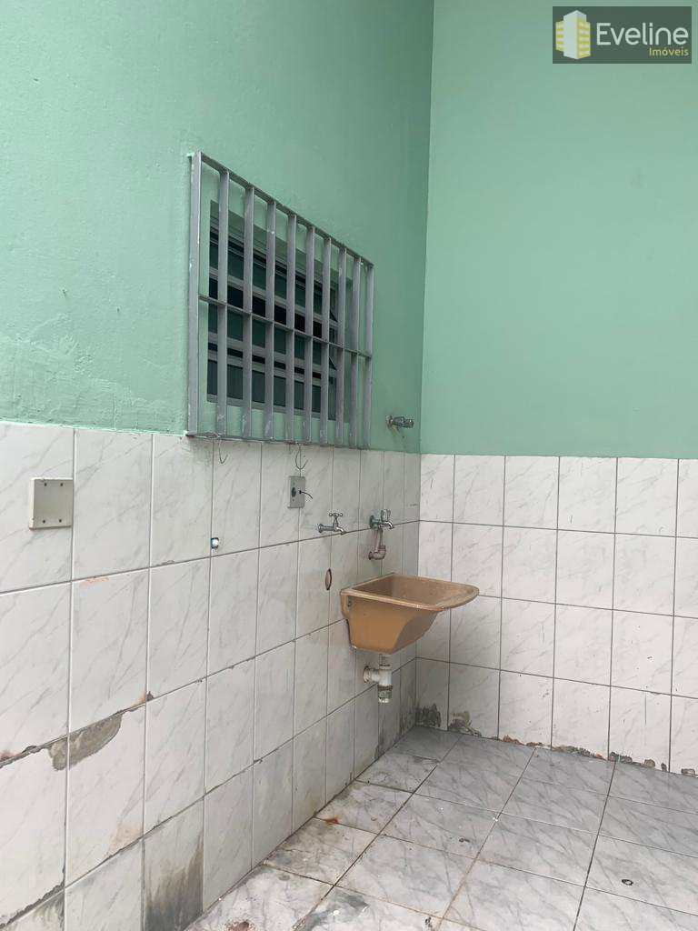 Casa à venda com 3 quartos, 360m² - Foto 22