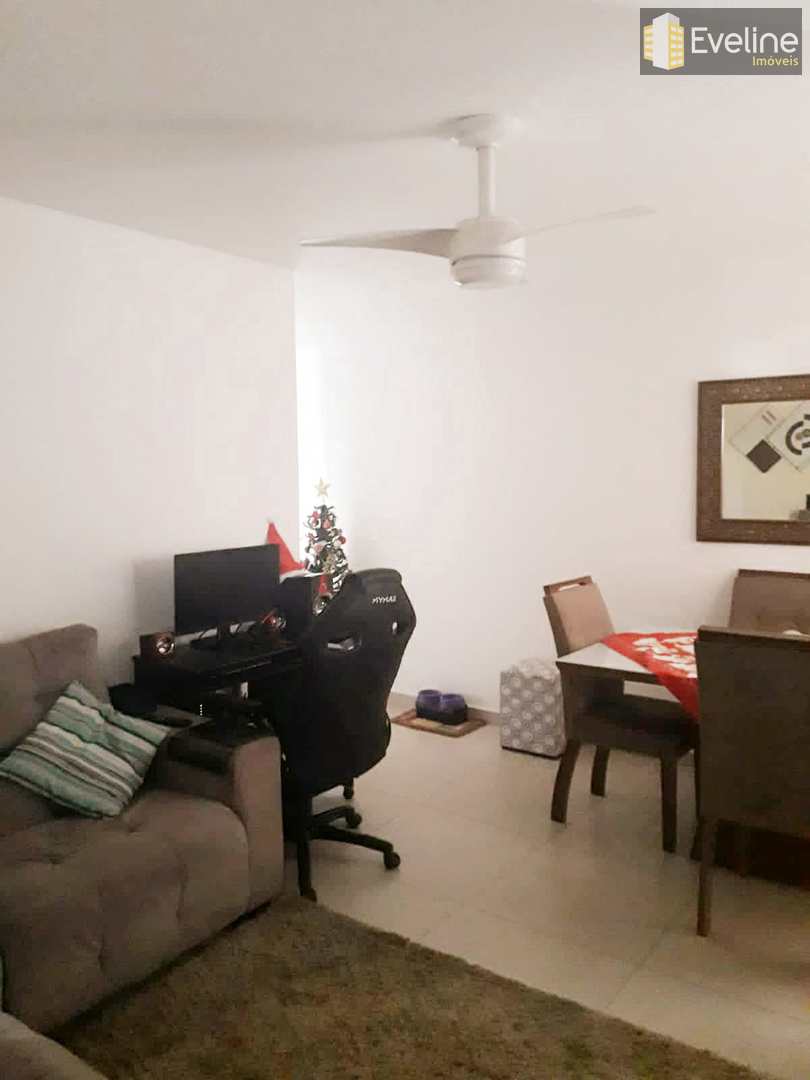 Apartamento à venda com 3 quartos, 65m² - Foto 2