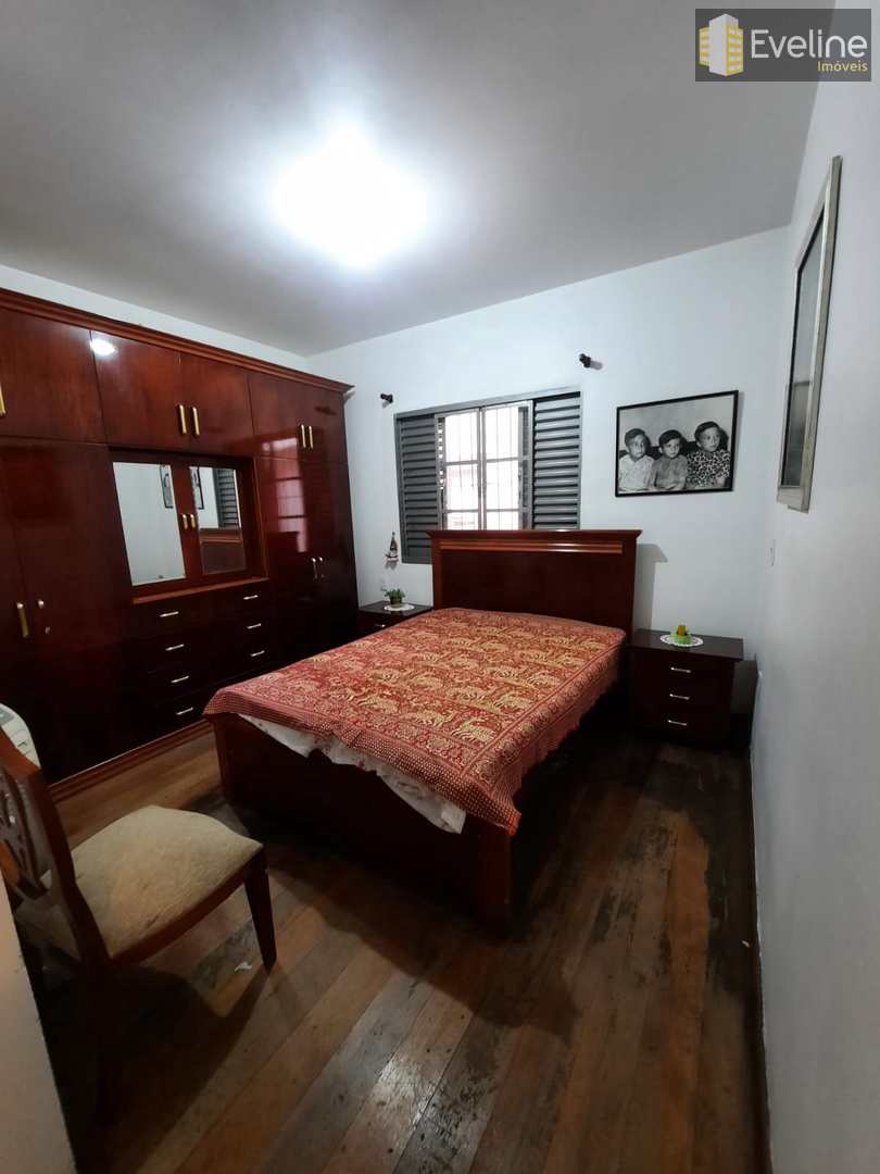 Casa à venda e aluguel com 3 quartos, 250m² - Foto 9