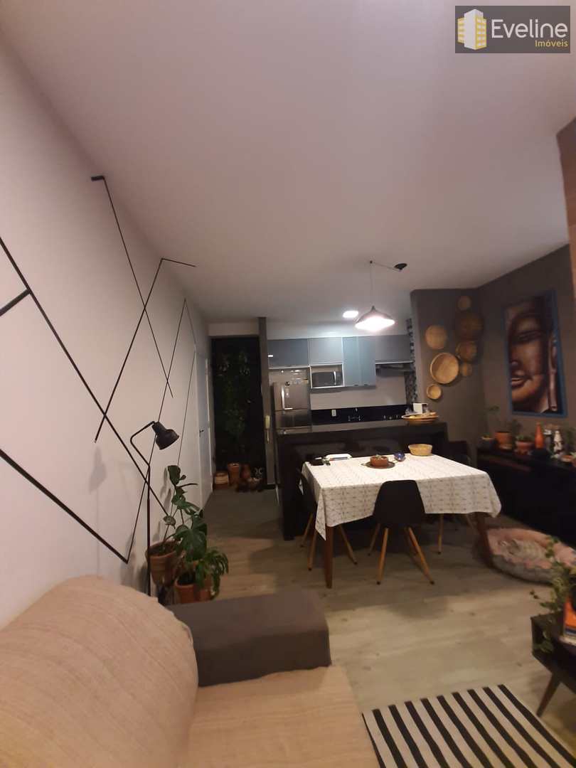 Apartamento à venda com 2 quartos, 61m² - Foto 4