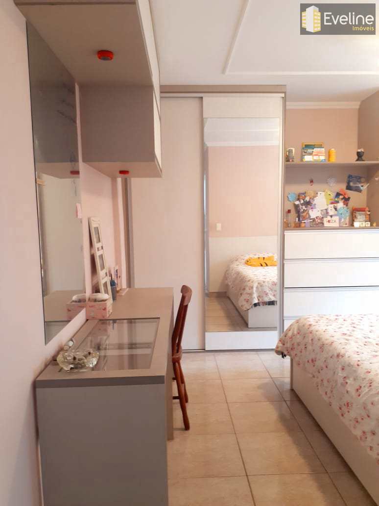 Casa à venda com 4 quartos, 427m² - Foto 22