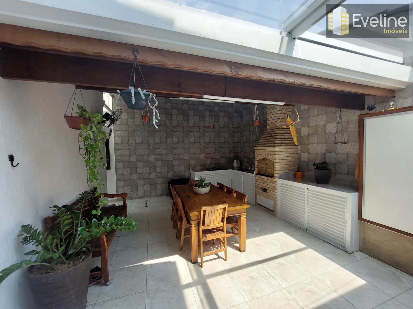 Casa à venda com 3 quartos, 106m² - Foto 11