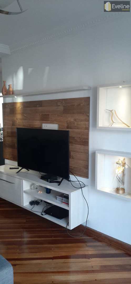 Apartamento à venda com 2 quartos, 72m² - Foto 2