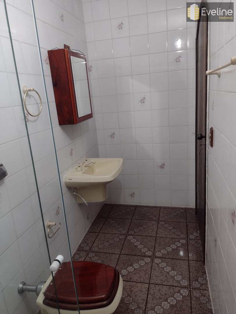 Casa à venda com 3 quartos, 230m² - Foto 18