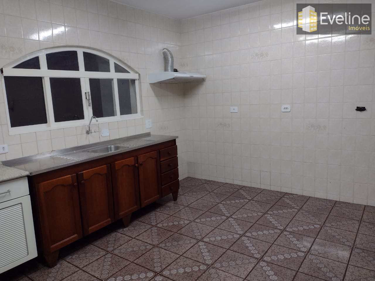 Casa à venda com 3 quartos, 230m² - Foto 6