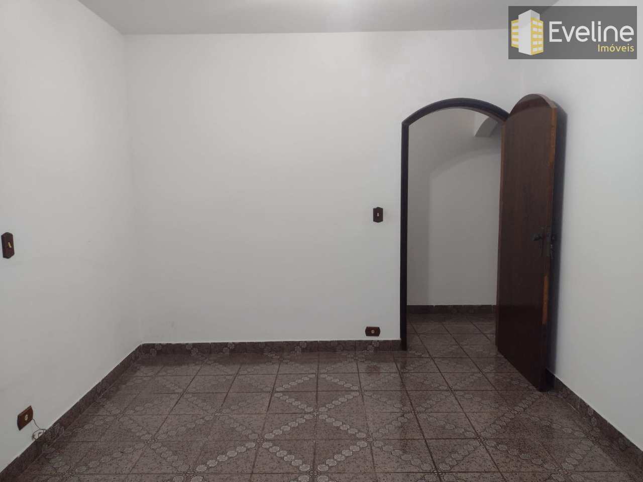 Casa à venda com 3 quartos, 230m² - Foto 12