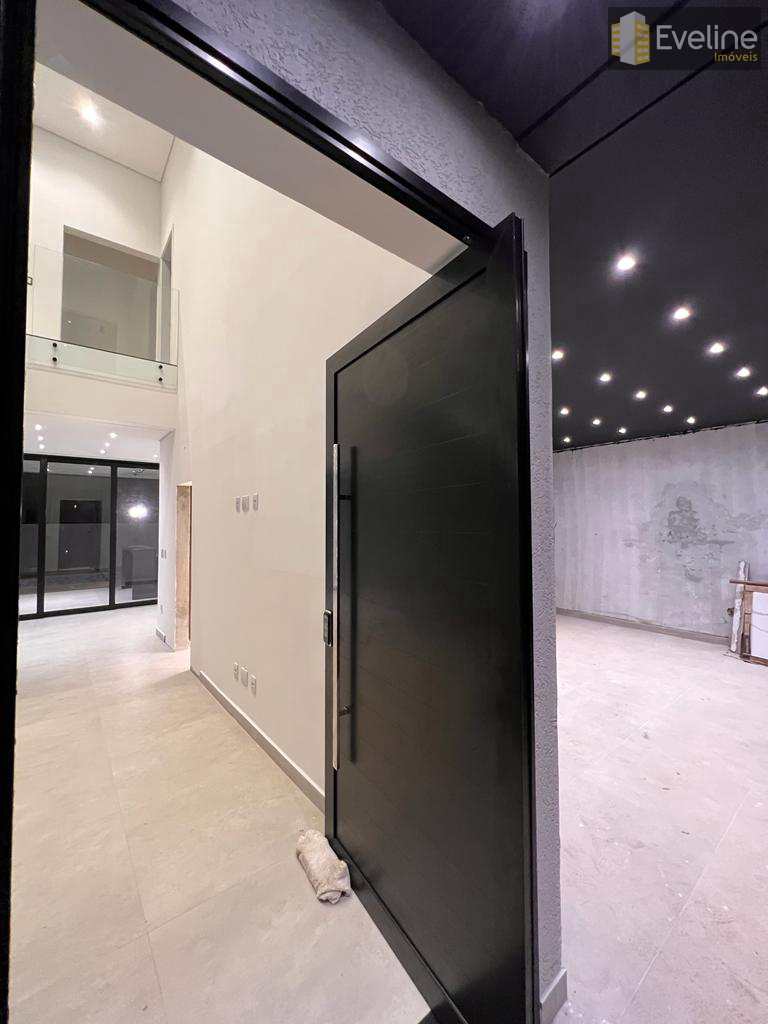 Casa de Condomínio à venda com 3 quartos, 228m² - Foto 2