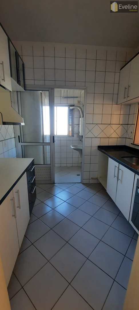 Apartamento à venda com 3 quartos, 70m² - Foto 7