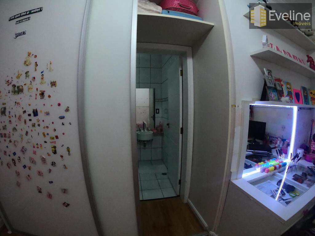 Casa à venda com 3 quartos, 300m² - Foto 28