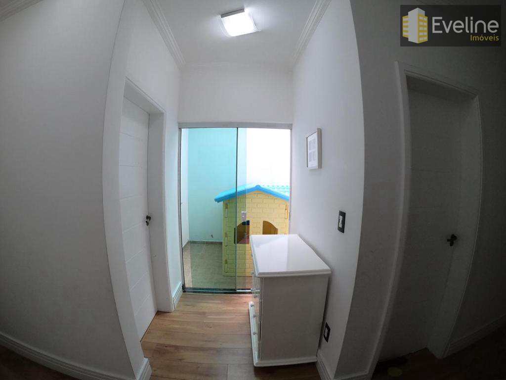 Casa à venda com 3 quartos, 300m² - Foto 18