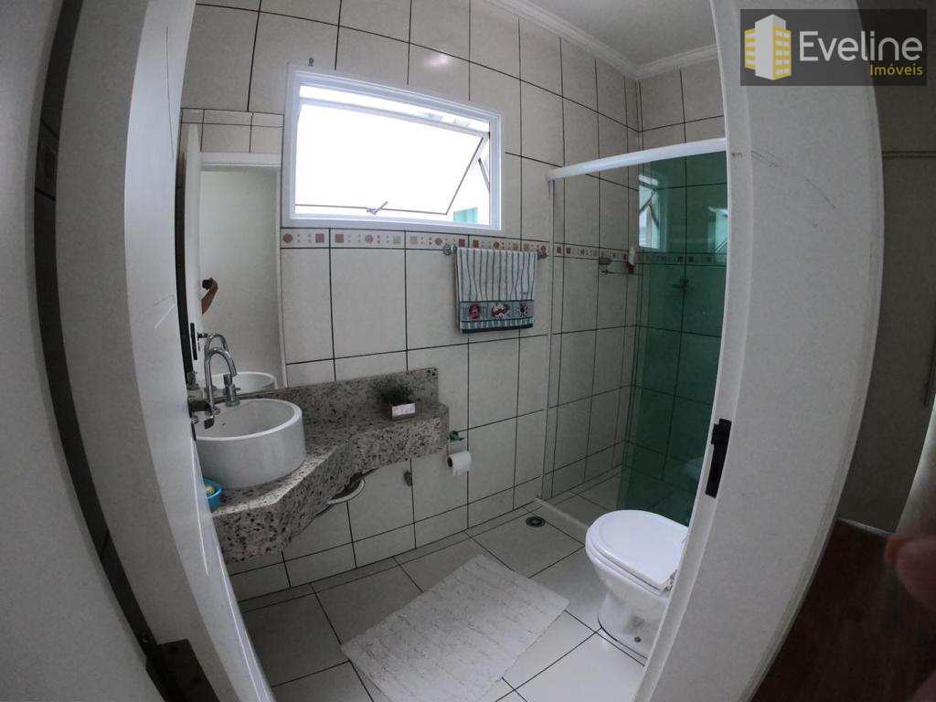 Casa à venda com 3 quartos, 300m² - Foto 29