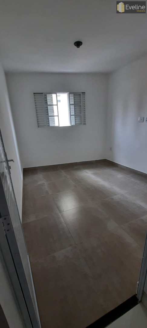 Apartamento para alugar com 2 quartos, 75m² - Foto 12