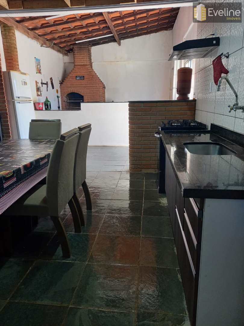 Casa à venda com 3 quartos, 300m² - Foto 6