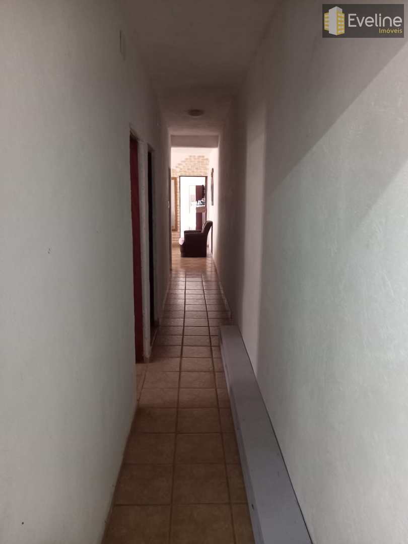 Casa à venda com 3 quartos, 300m² - Foto 19