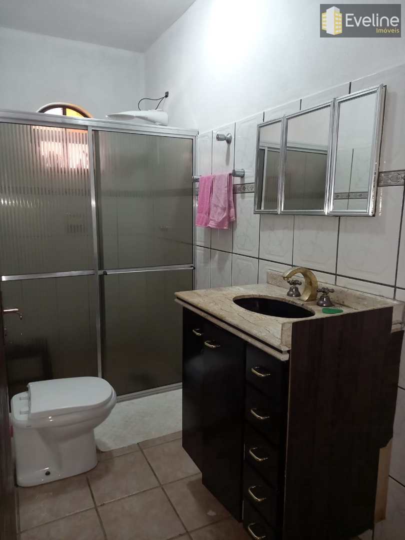 Casa à venda com 3 quartos, 300m² - Foto 16