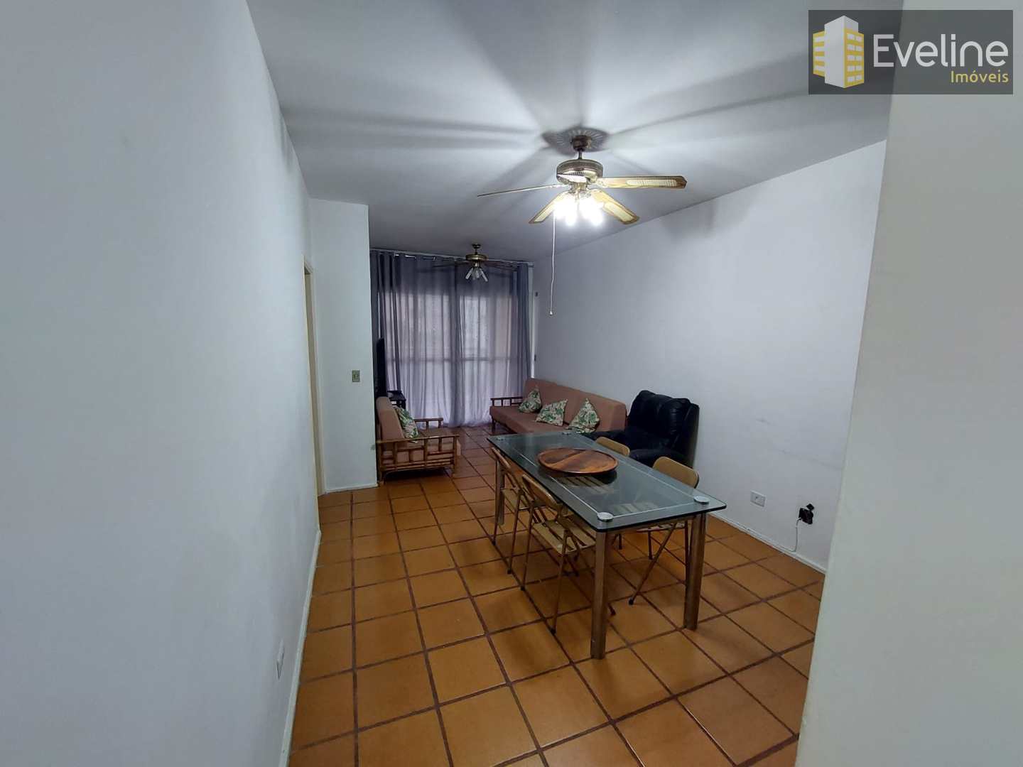 Apartamento à venda com 3 quartos, 94m² - Foto 2