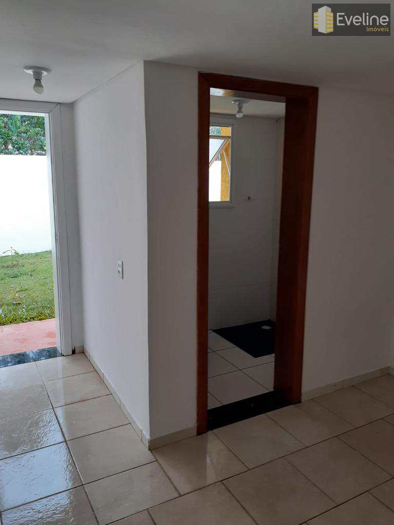 Casa de Condomínio para alugar com 4 quartos, 350m² - Foto 5