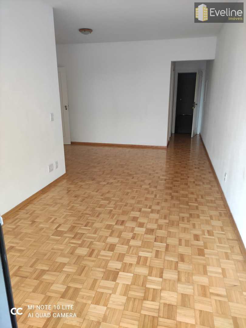 Apartamento à venda com 3 quartos, 90m² - Foto 1