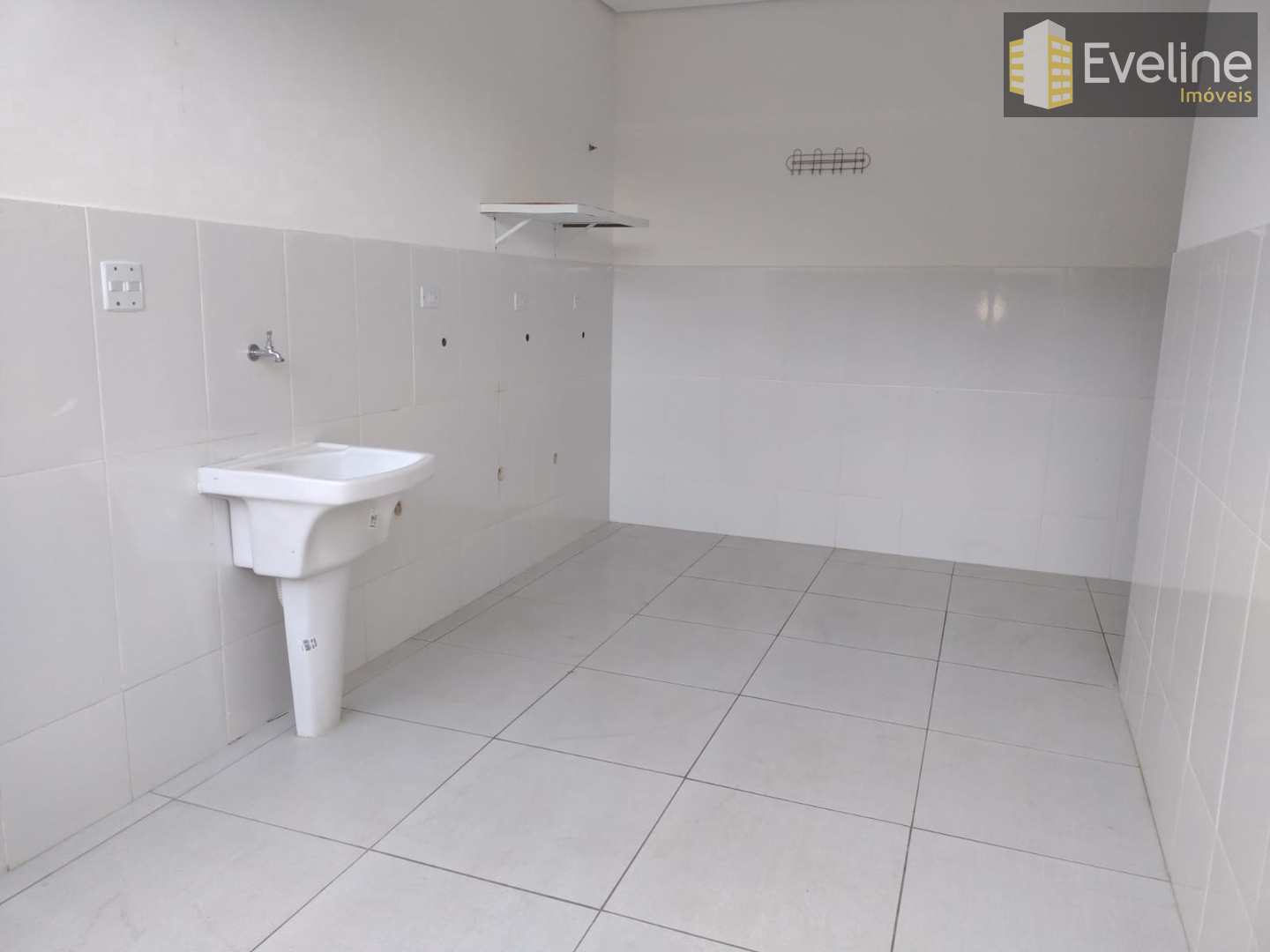 Casa à venda com 3 quartos, 170m² - Foto 18