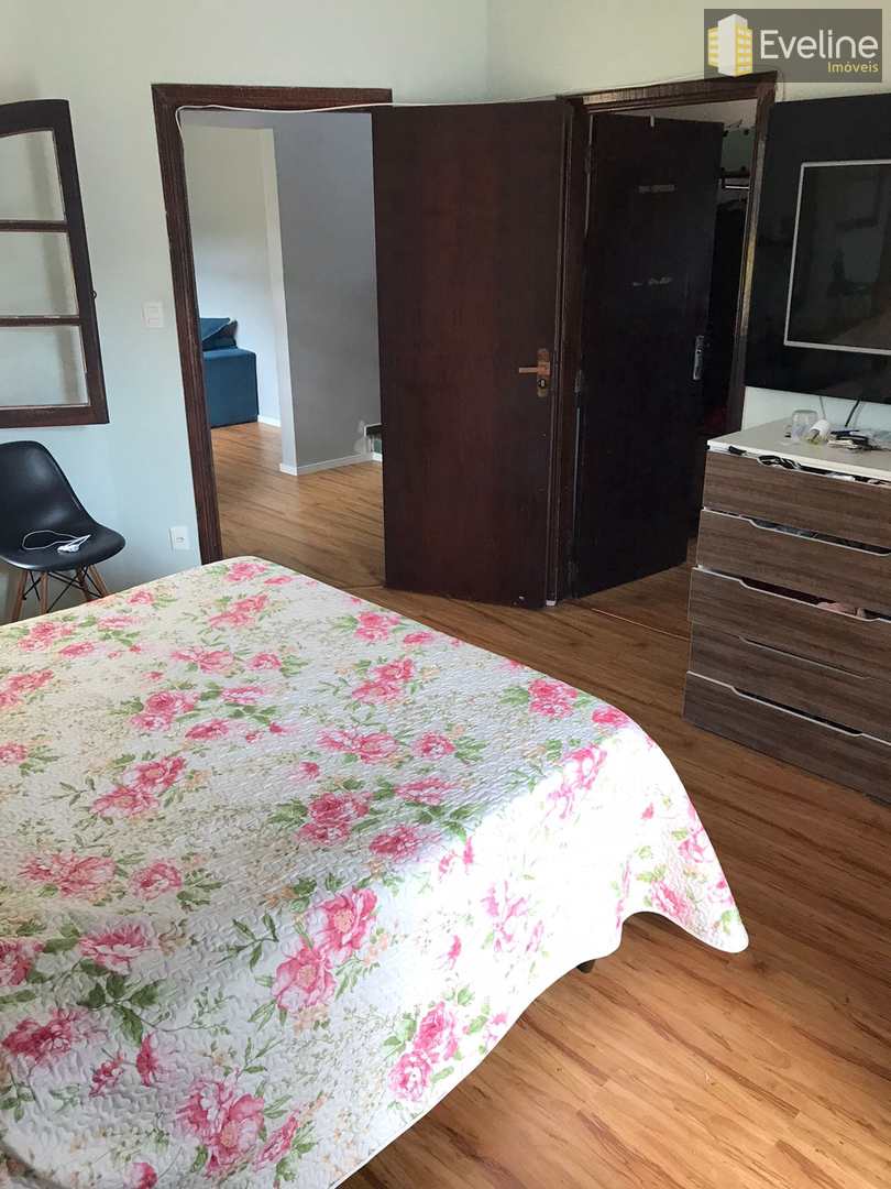 Casa à venda com 3 quartos, 400m² - Foto 10