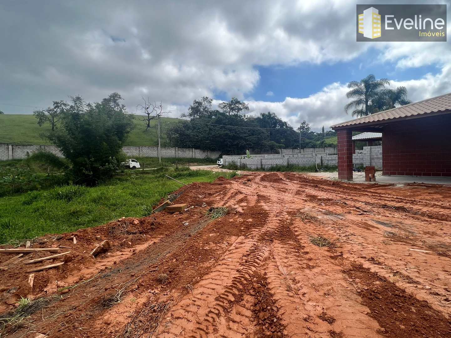 Fazenda à venda com 3 quartos, 180m² - Foto 4