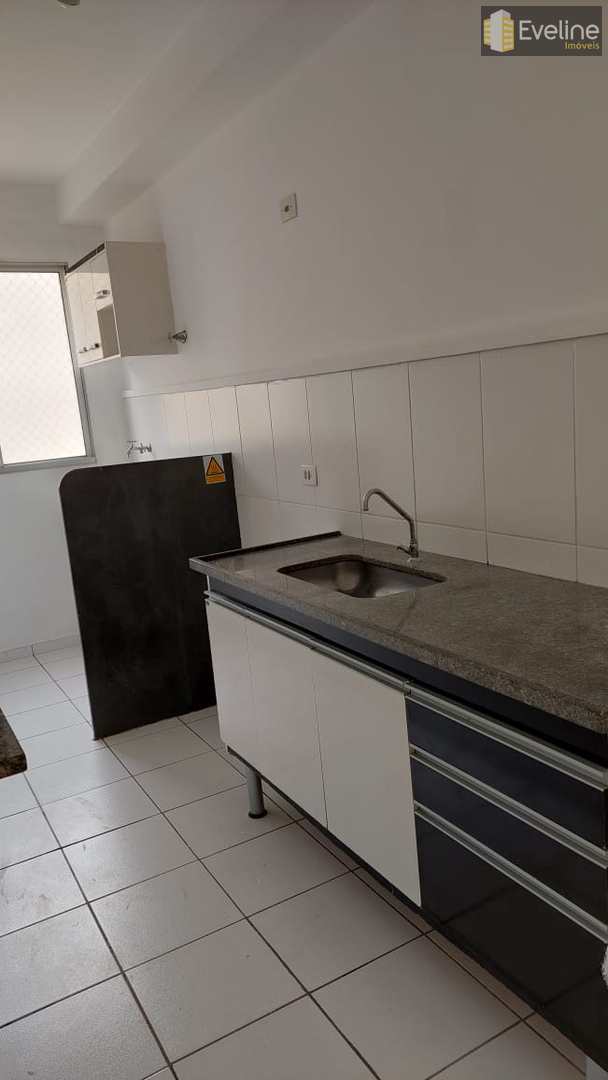 Apartamento à venda com 2 quartos, 60m² - Foto 1