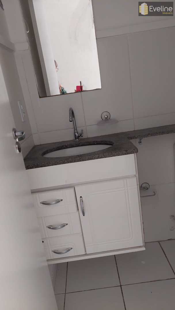 Apartamento à venda com 2 quartos, 60m² - Foto 17