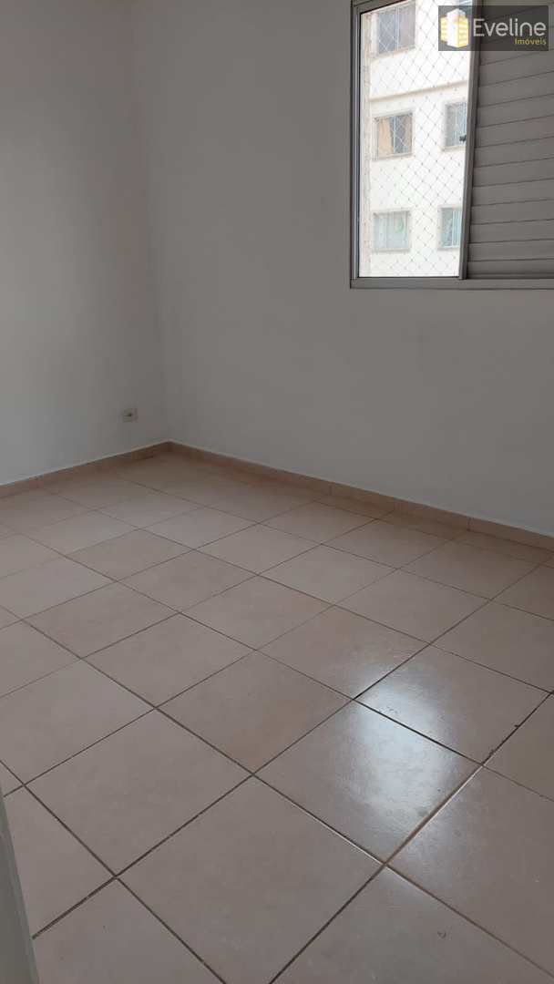 Apartamento à venda com 2 quartos, 60m² - Foto 11