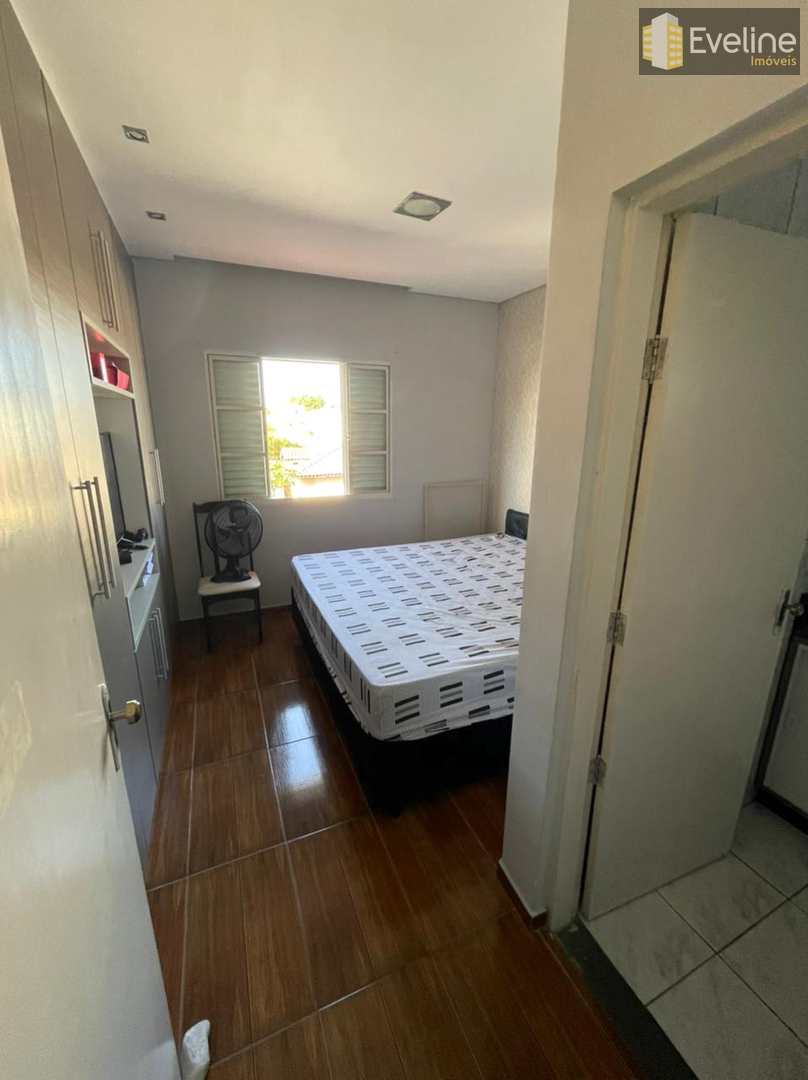 Casa à venda com 3 quartos, 97m² - Foto 12