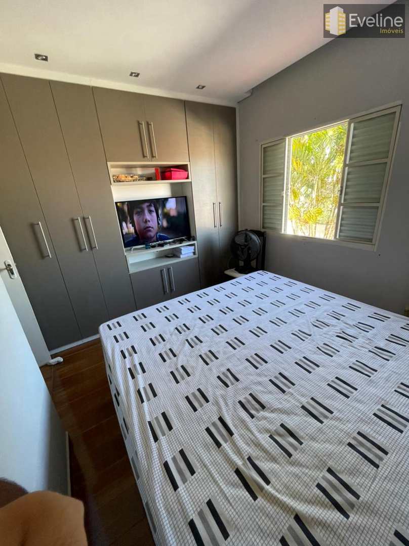 Casa à venda com 3 quartos, 97m² - Foto 11