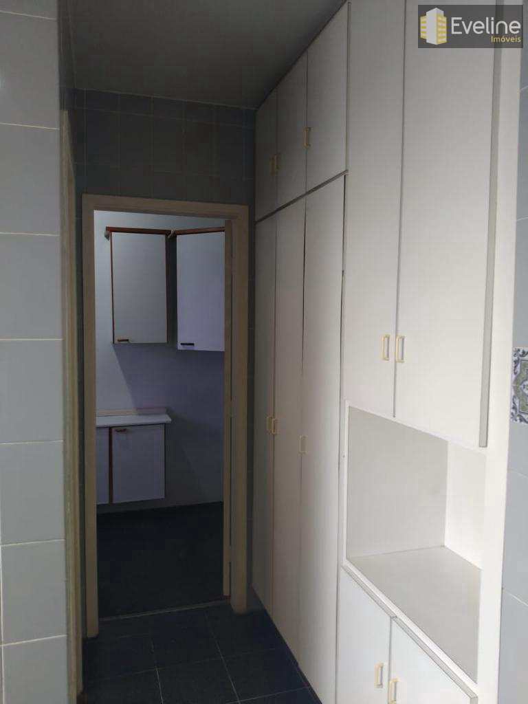 Apartamento à venda com 3 quartos, 210m² - Foto 15