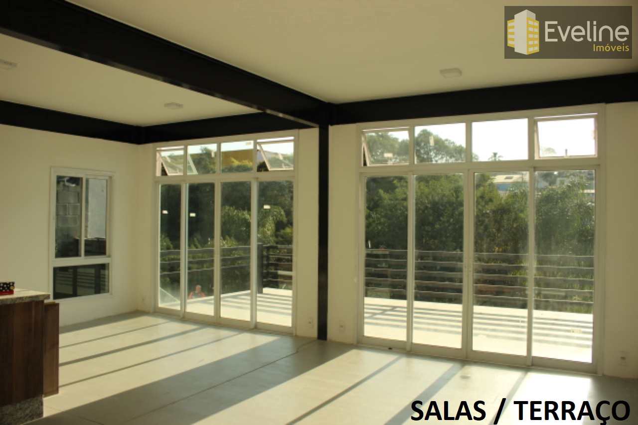 Casa de Condomínio à venda com 3 quartos, 186m² - Foto 2