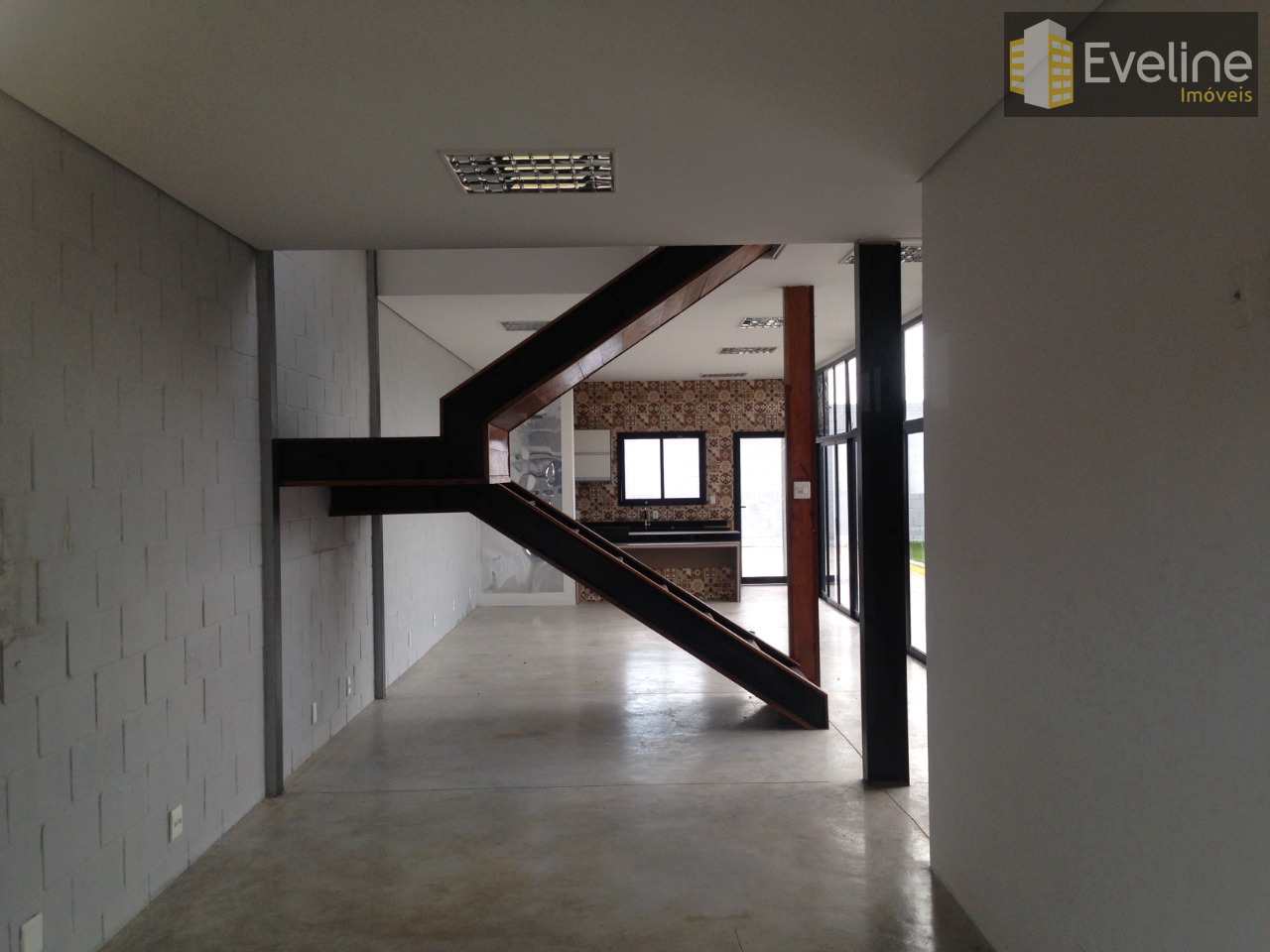 Casa de Condomínio à venda com 3 quartos, 196m² - Foto 3