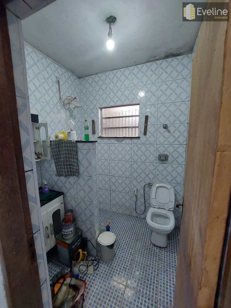 Casa à venda com 4 quartos, 136m² - Foto 4