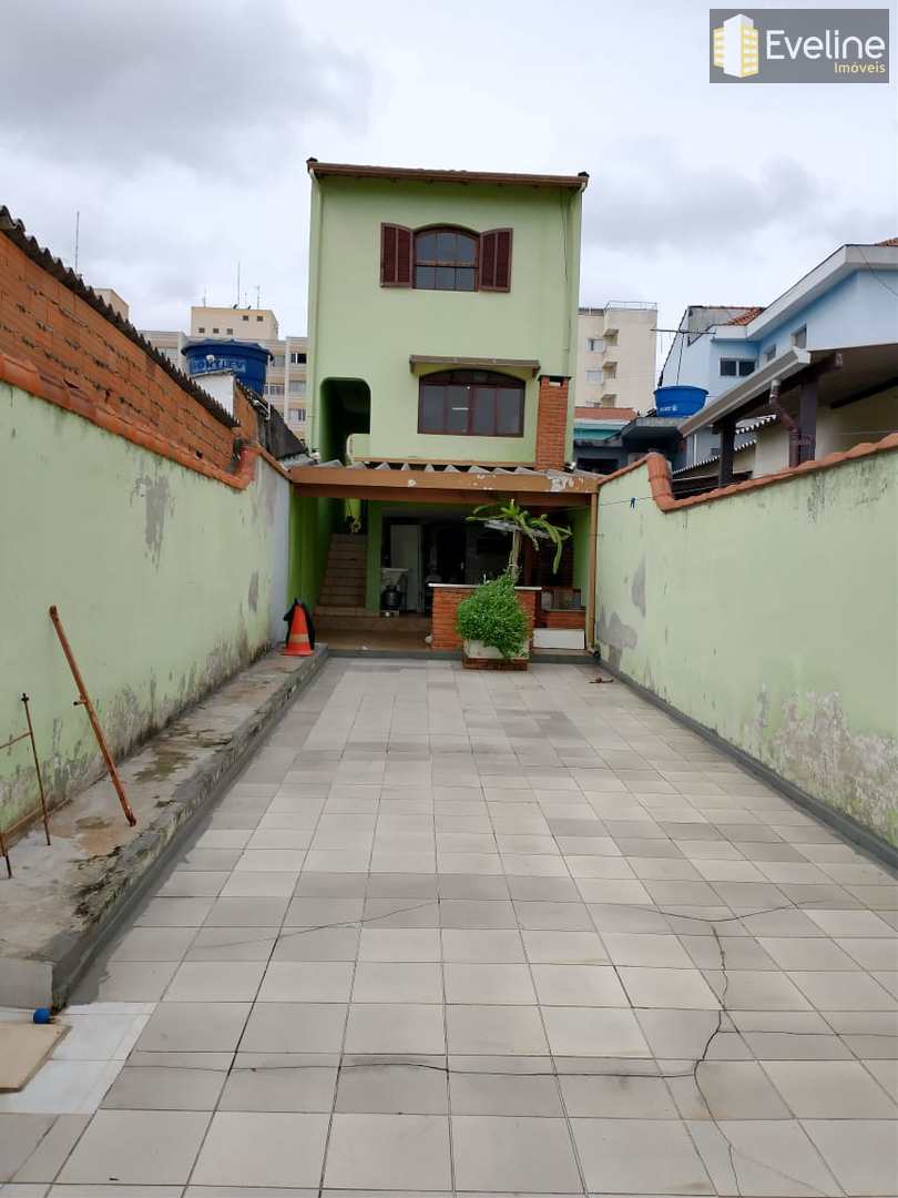 Casa à venda com 3 quartos, 220m² - Foto 25