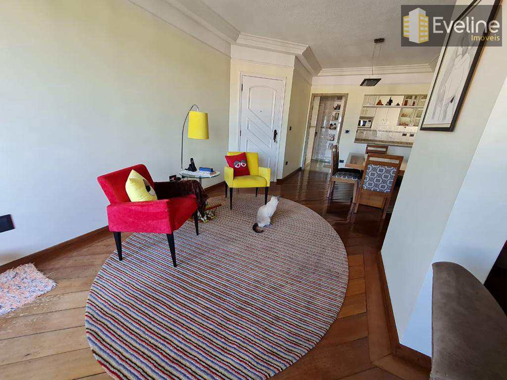 Apartamento à venda com 3 quartos, 130m² - Foto 2