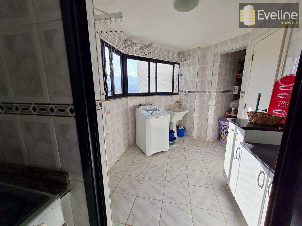 Apartamento à venda com 3 quartos, 130m² - Foto 18