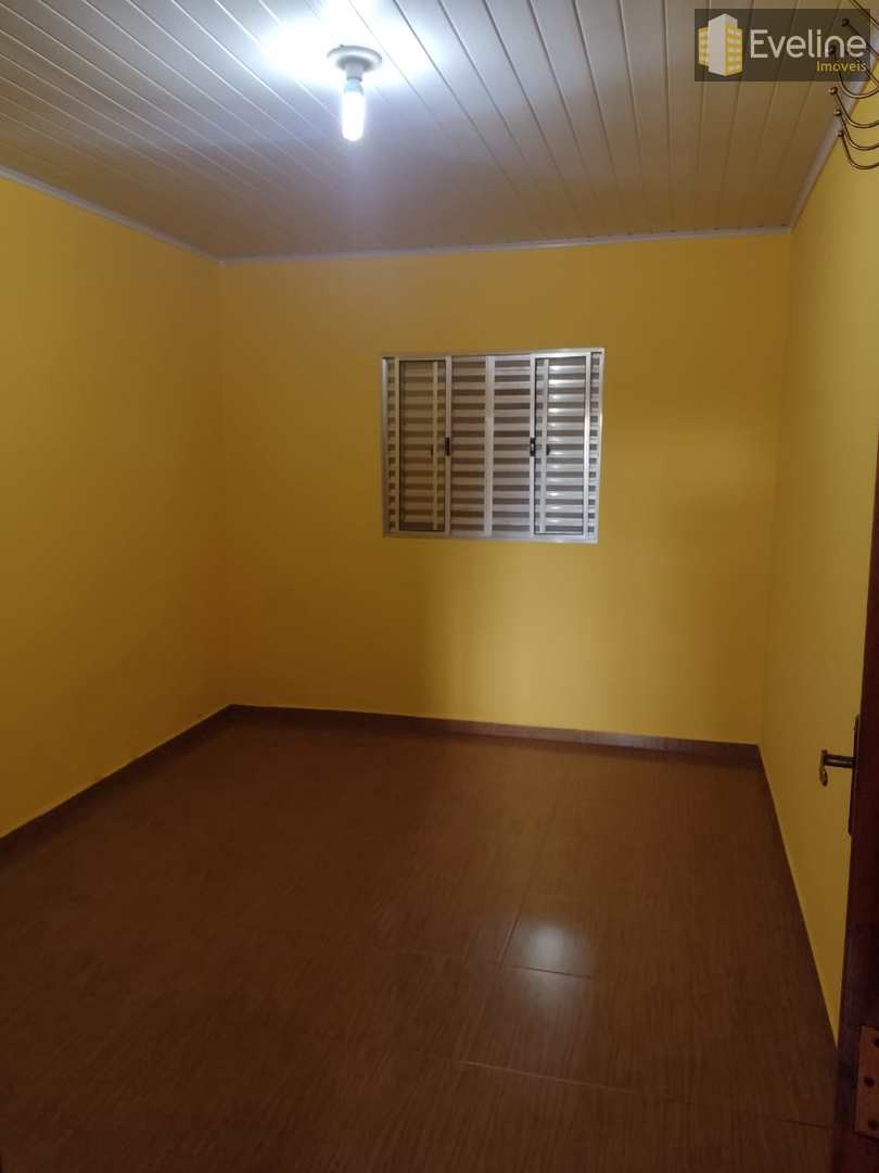 Casa à venda com 3 quartos, 300m² - Foto 5