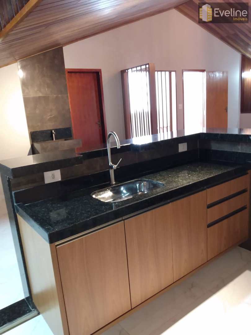 Casa à venda com 4 quartos, 273m² - Foto 11