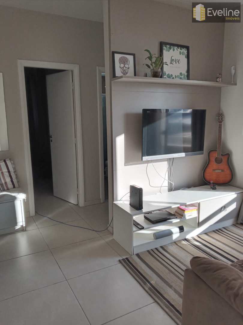 Apartamento à venda com 2 quartos, 56m² - Foto 1