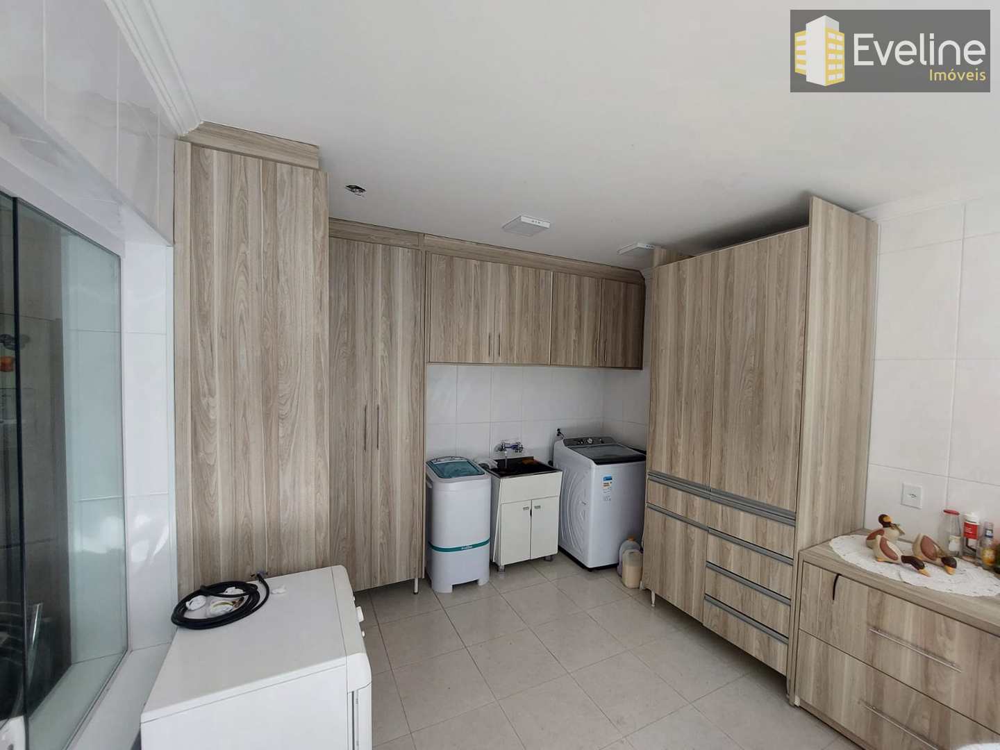 Casa à venda com 3 quartos, 109m² - Foto 8