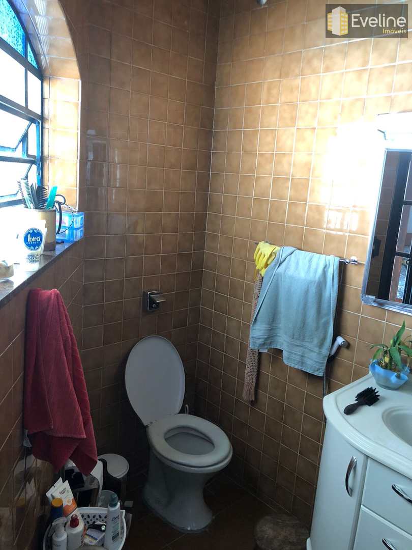 Casa para alugar com 3 quartos, 230m² - Foto 24