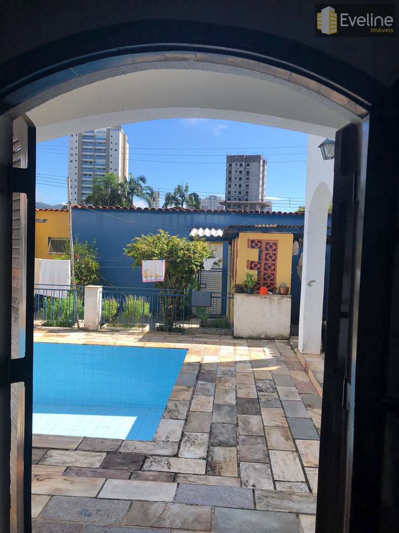 Casa para alugar com 3 quartos, 230m² - Foto 11