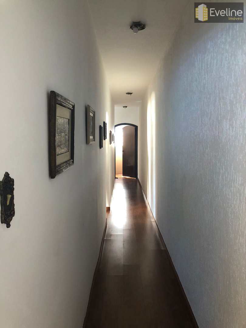 Casa para alugar com 3 quartos, 230m² - Foto 18