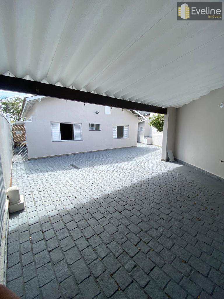 Casa à venda com 3 quartos, 140m² - Foto 26