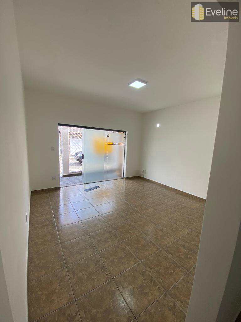 Casa à venda com 3 quartos, 140m² - Foto 4